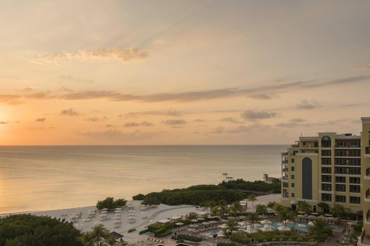 The Ritz-Carlton, Aruba Hotel Palm Beach Eksteriør billede