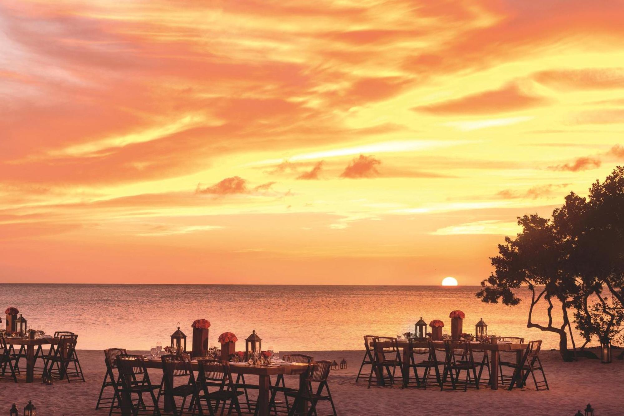 The Ritz-Carlton, Aruba Hotel Palm Beach Eksteriør billede