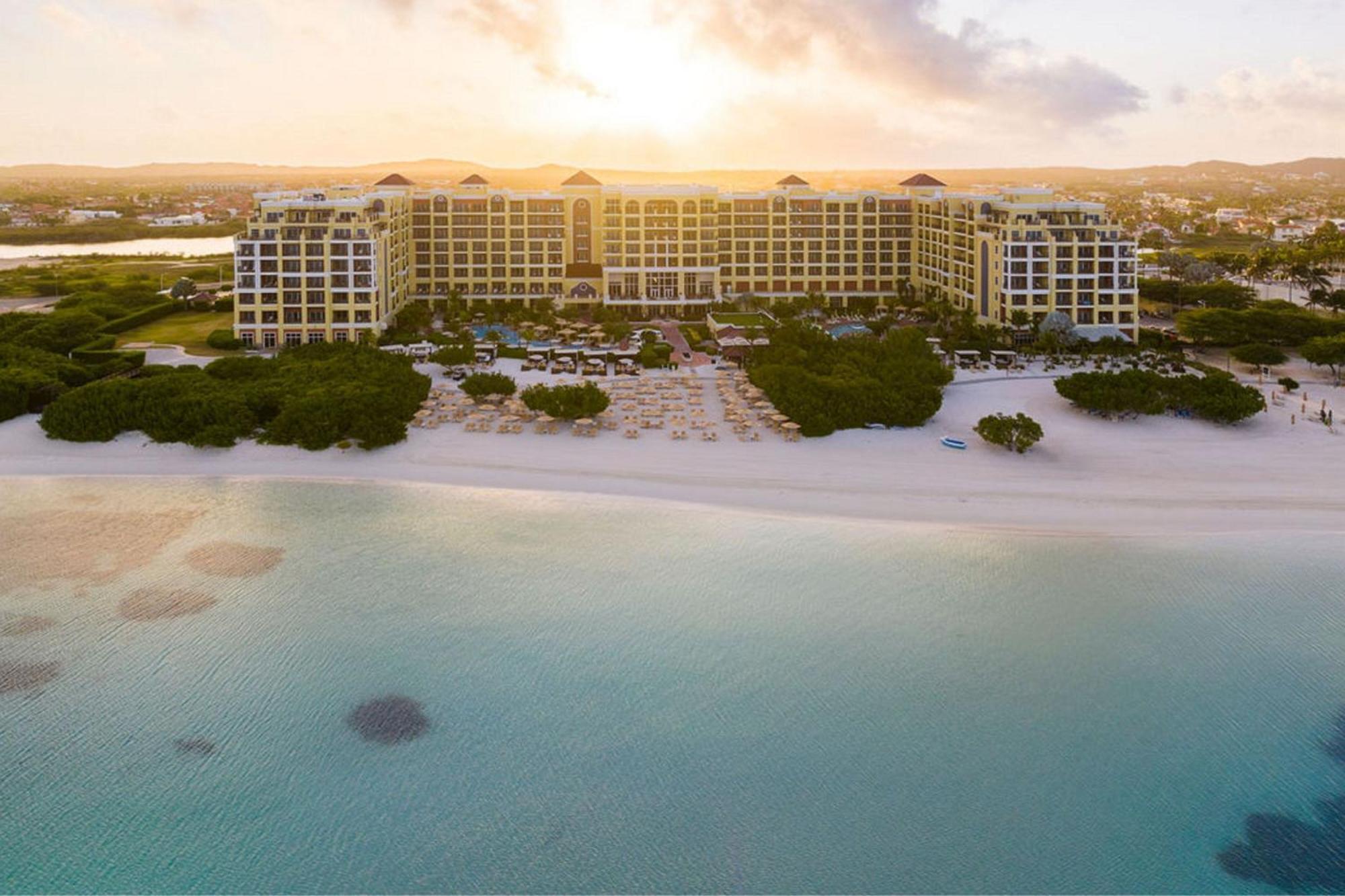 The Ritz-Carlton, Aruba Hotel Palm Beach Eksteriør billede